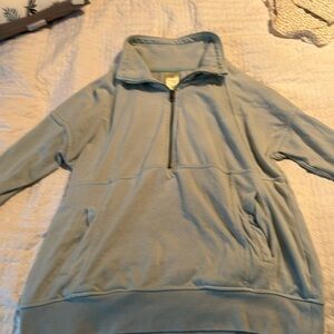 Women’s Quarter Zip Pullover